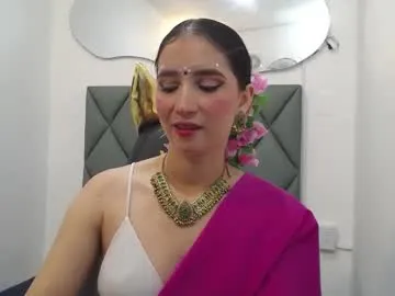 cumongiselle – webcam model profile photo Image 12