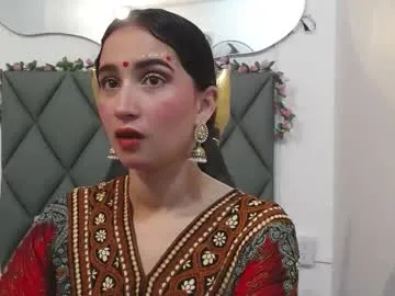 cumongiselle – webcam model profile photo Image 13