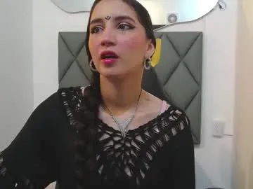 cumongiselle – webcam model profile photo Image 8