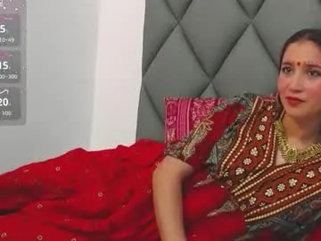 cumongiselle – webcam model profile photo Image 9