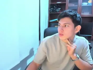 james_cr – webcam model profile photo