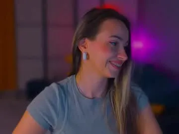 ashleyblush – webcam model profile photo Image 2