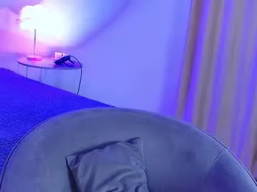 missvanessajune – webcam model profile photo Image 13