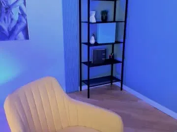 missvanessajune – webcam model profile photo Image 17