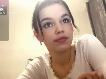 sweet_adelee – webcam model profile photo Image 4