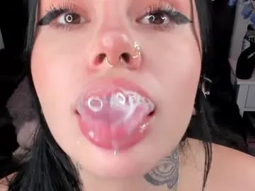 LindaSofiaa – webcam model profile photo Image 10