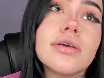 LindaSofiaa – webcam model profile photo Image 17