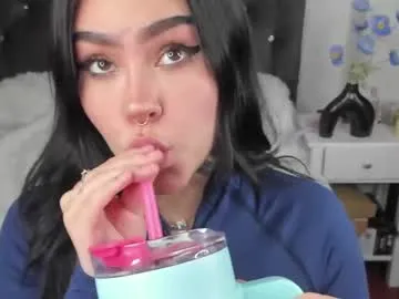 LindaSofiaa – webcam model profile photo Image 7