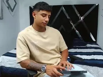 kitty__sophie – webcam model profile photo Image 7