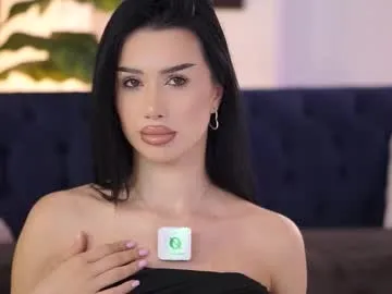 eva__summers – webcam model profile photo Image 11