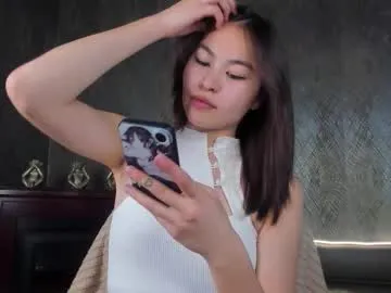 holayoula – webcam model profile photo Image 16