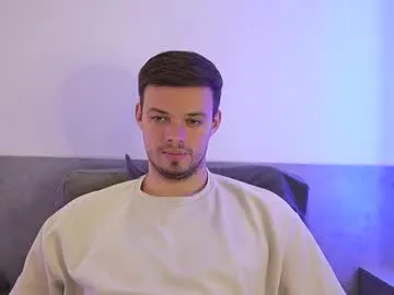 lindamei – webcam model profile photo Image 13