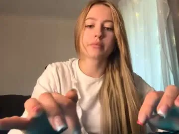 informal_ – webcam model profile photo Image 2