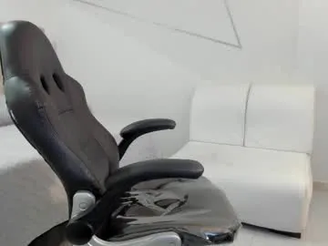 _sirine_ – webcam model profile photo Image 9