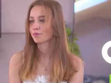 zaraagnes – webcam model profile photo Image 9