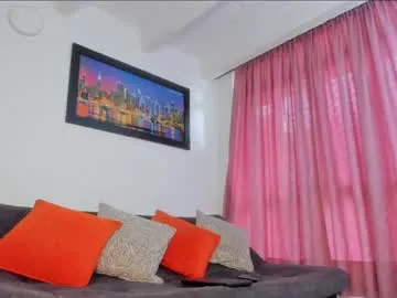 marciwakeup – webcam model profile photo Image 2