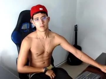 kitty__sophie – webcam model profile photo Image 2