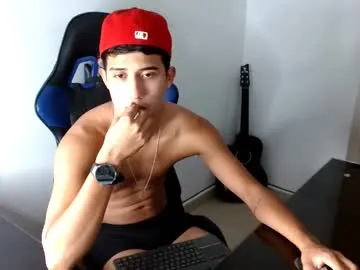 kitty__sophie – webcam model profile photo Image 3