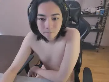 cumhere999 – webcam model profile photo Image 2