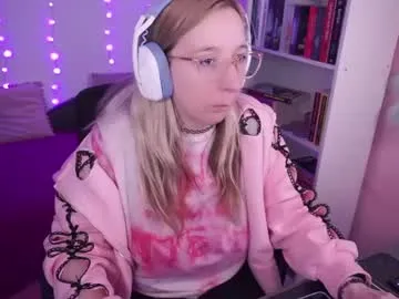 _sirine_ – webcam model profile photo Image 4