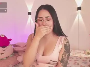 megan_clarck_ – webcam model profile photo Image 11