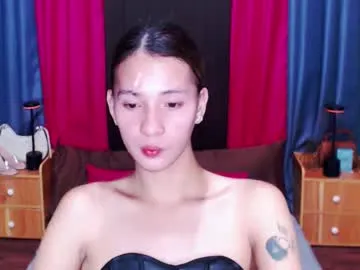 little_effy18_ – webcam model profile photo Image 2