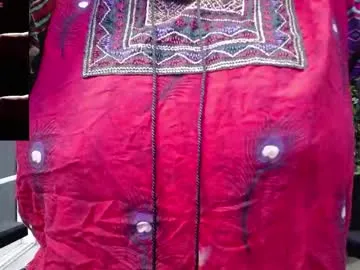 _sirine_ – webcam model profile photo Image 3