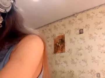 funny_blondi – webcam model profile photo Image 3