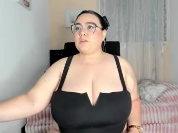 pocahontas_d – webcam model profile photo Image 9