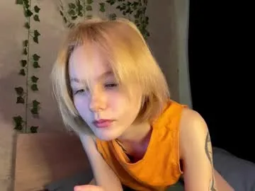 lyla_fox – webcam model profile photo Image 8