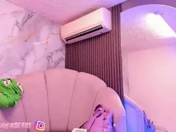 kitty__sophie – webcam model profile photo Image 12