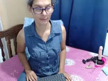 kaylaaaa111 – webcam model profile photo Image 4