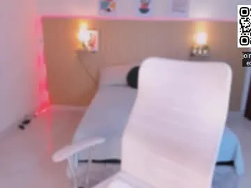 crimsonkitten – webcam model profile photo Image 7