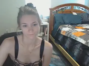 eviecam – webcam model profile photo Image 17