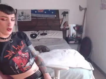 little_effy18_ – webcam model profile photo Image 16