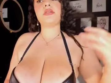 misssweettie – webcam model profile photo Image 12