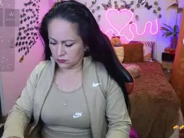 bella_stewartt – webcam model profile photo Image 4