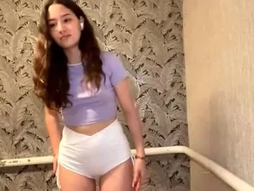 mon1_day – webcam model profile photo Image 3