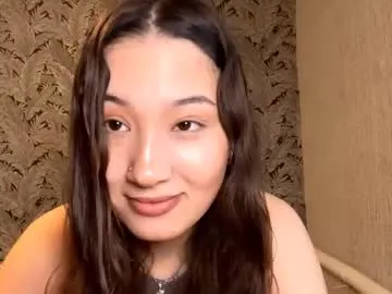 mon1_day – webcam model profile photo Image 8