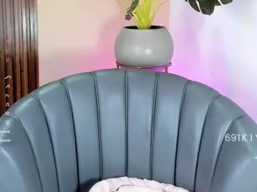 _sirine_ – webcam model profile photo Image 4