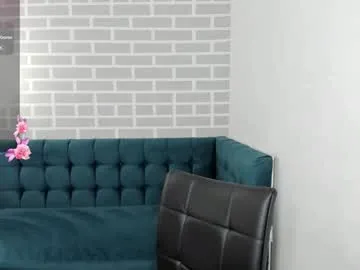 sigmasian – webcam model profile photo Image 2