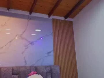 lanie__ – webcam model profile photo Image 5