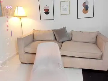 aurora_bellmont – webcam model profile photo Image 11