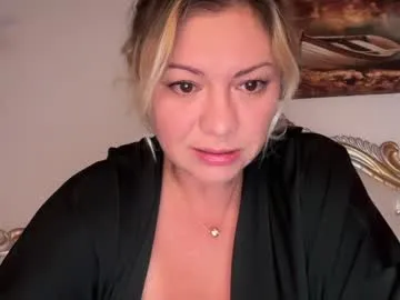 faplex – webcam model profile photo Image 4