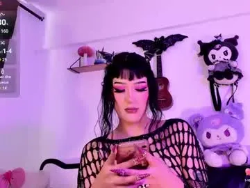 alyonaqueen_ – webcam model profile photo Image 2