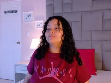 sexxxsirens – webcam model profile photo Image 17