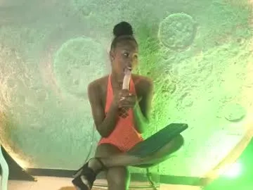 kloee_12 – webcam model profile photo