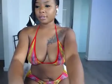Tativegha – webcam model profile photo Image 15
