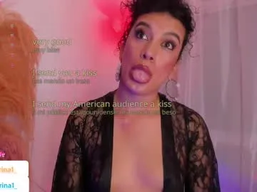 AngieShaen – webcam model profile photo Image 9