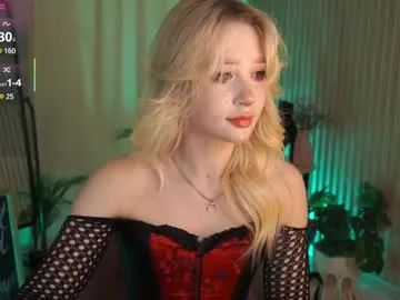 laurawifeness Image 18